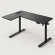 Bureau d'angle assis-debout 160 x 120 cm noir avec prises intégrées, vue de trois quarts sur fond gris clair