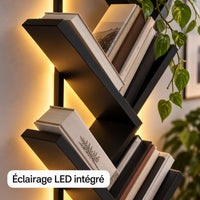 Gros plan sur l'éclairage LED intégré de la bibliothèque arbre